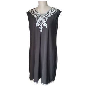 Alfani Size 0X Sleeveless Gray & Ivory Embroidered Detail Shift Dress Coastal